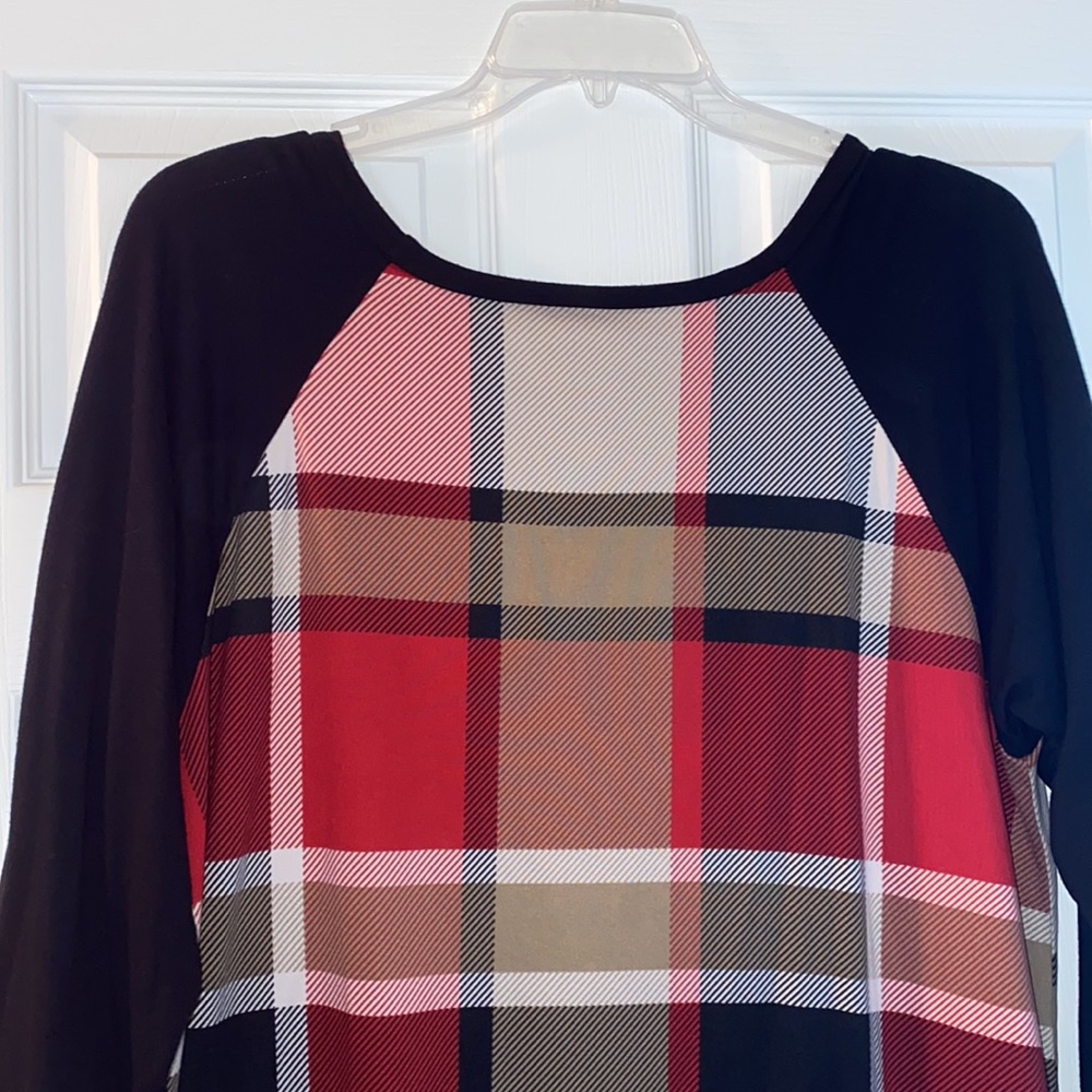 Long sleeved plaid tunic top sz 18/20